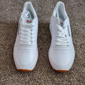 Reebok Classic Mens White / Gum Sneakers Size 12